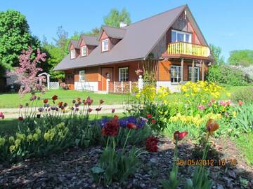 Фото Дома для отпуска Tõnise Holiday Houses г. Lilbi 1